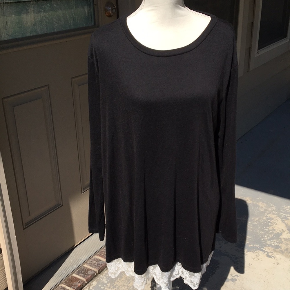 4/$20 long tunic shirt/short dress with lace trim
